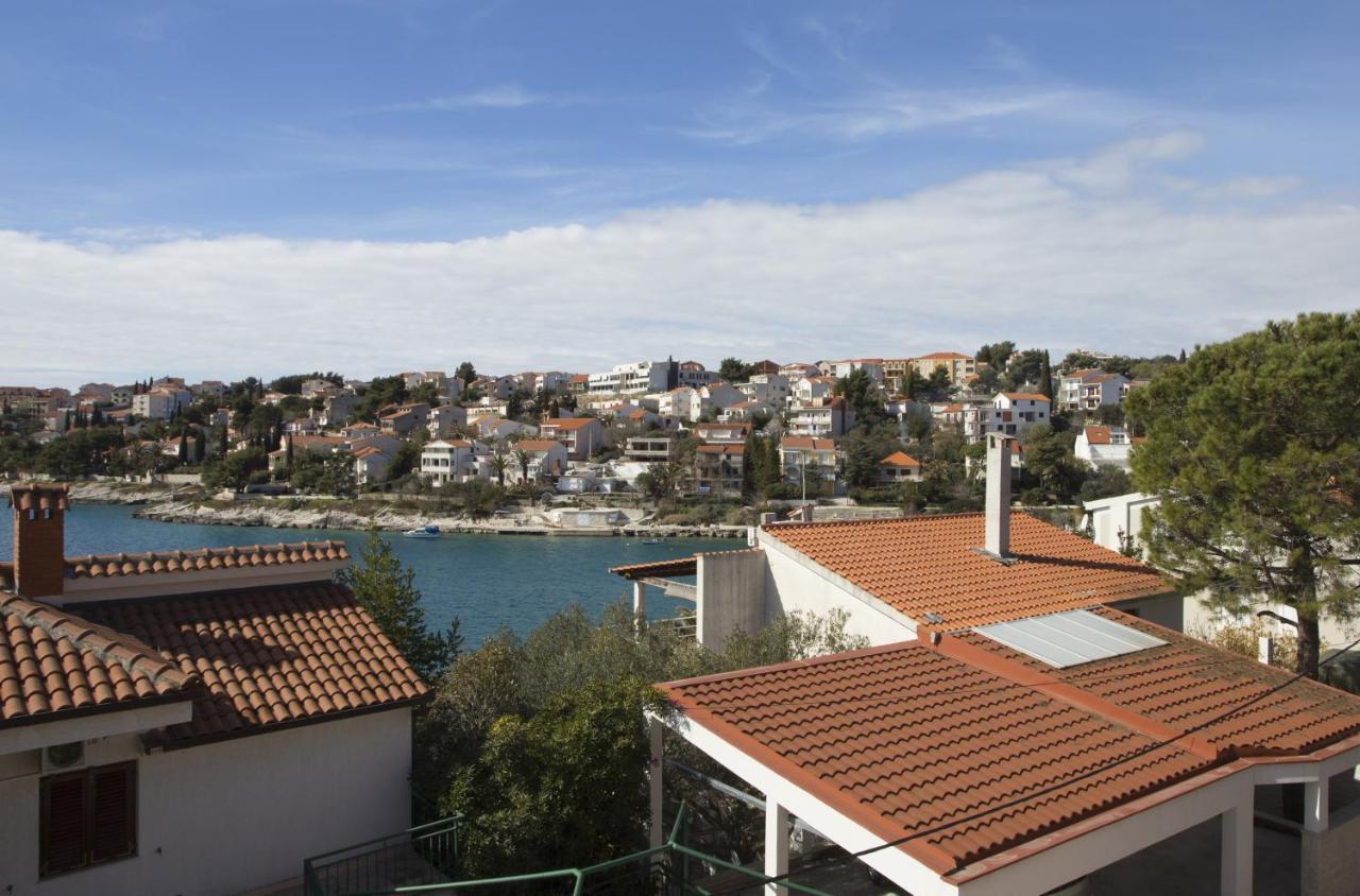 Apartments By The Sea Mavarstica, Ciovo - 12696 Traù Esterno foto